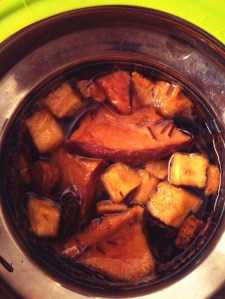 Teavana’s Apple Cider Rooibos is a delicious combination of apple, cinnamon, plum, hibiscus and hickory. PHOTO/Stephanie Sokol