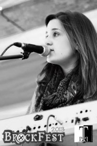 Emi McDade is a soul-jazz acoustic singer from Glouchester, England. Photo/EMI MCDADE